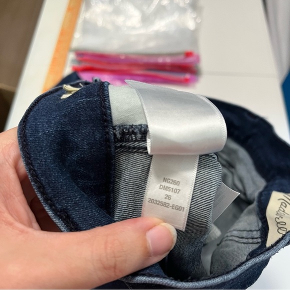 Madewell Mid-Rise Stovepipe Jeans Dahill Wash Dark 26 M1 - Picture 7 of 10